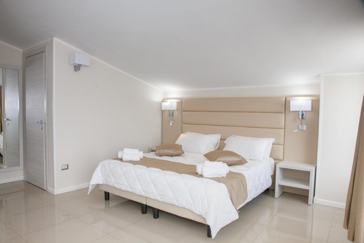 טורה מליסה Hotel Dolce Stella מראה חיצוני תמונה