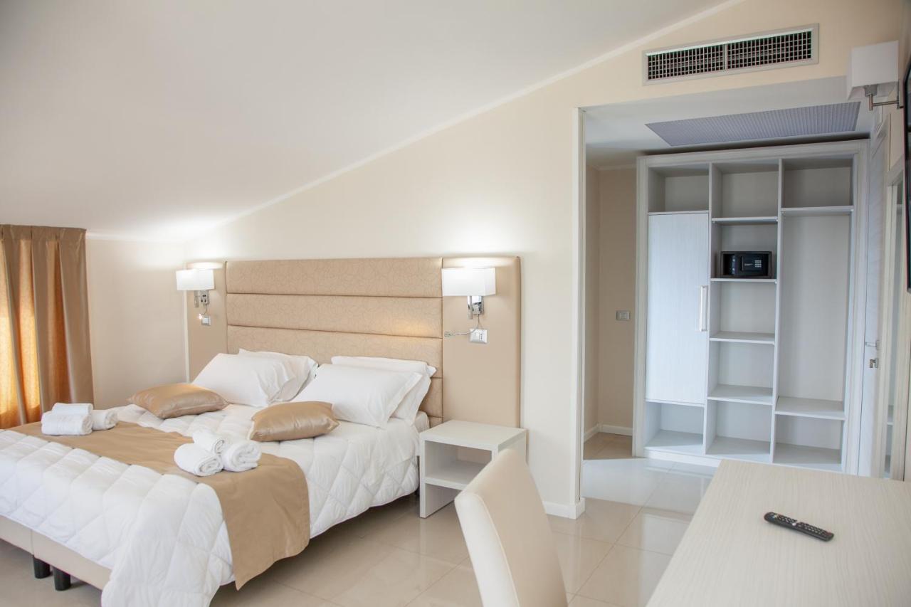 טורה מליסה Hotel Dolce Stella מראה חיצוני תמונה